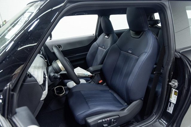 2026 MINI Hardtop 2 Door S - Photo 19