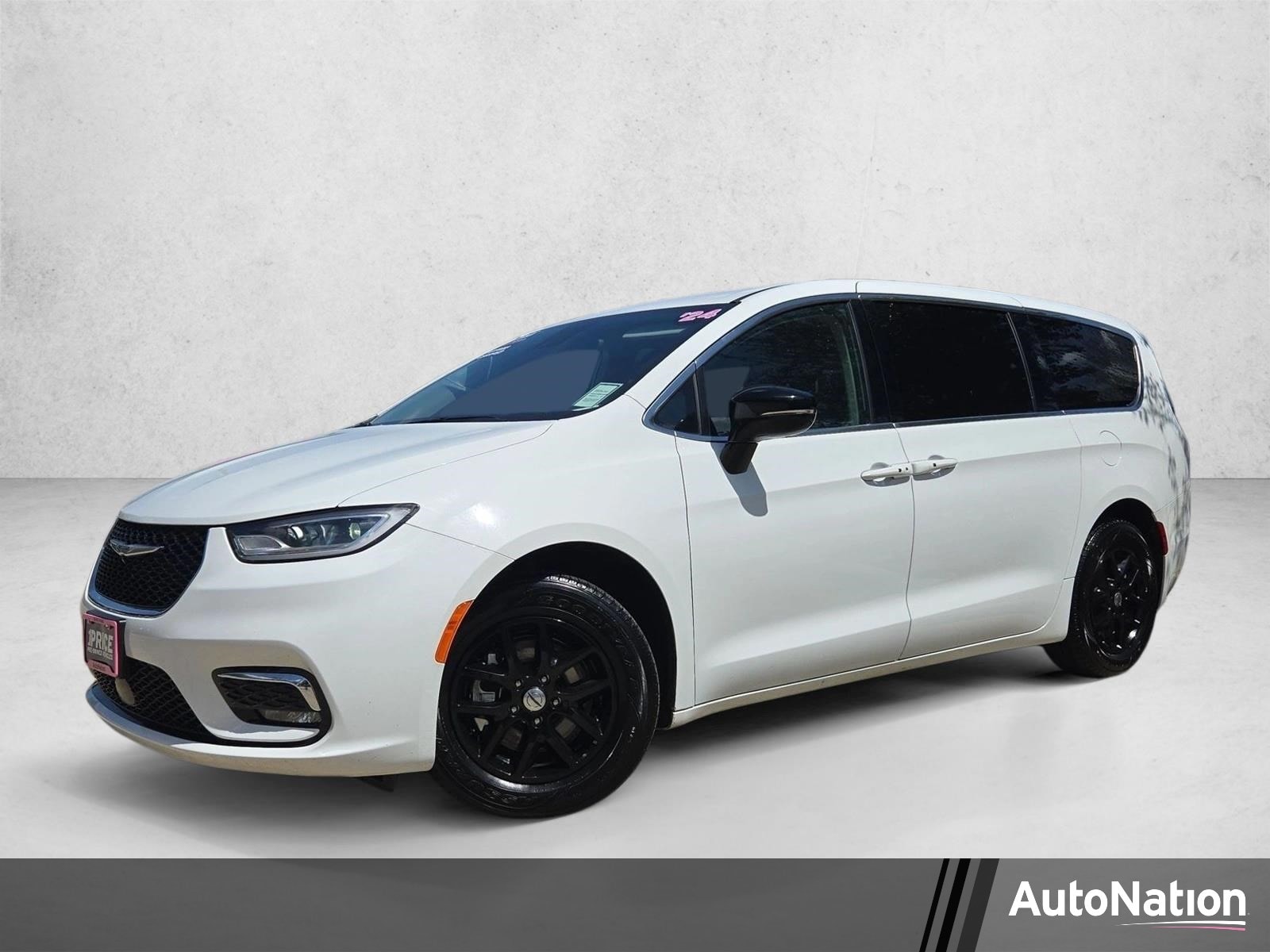 2024 Chrysler Pacifica