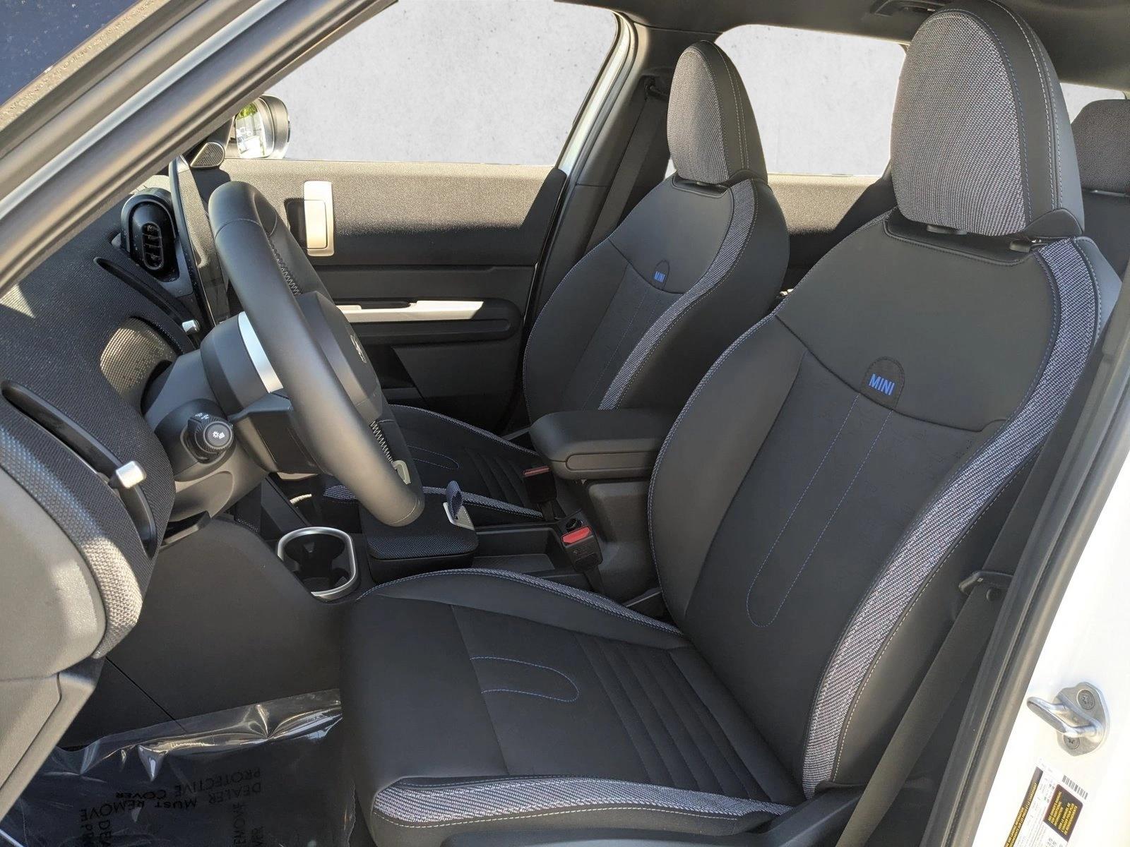 2026 MINI Countryman S - Photo 16