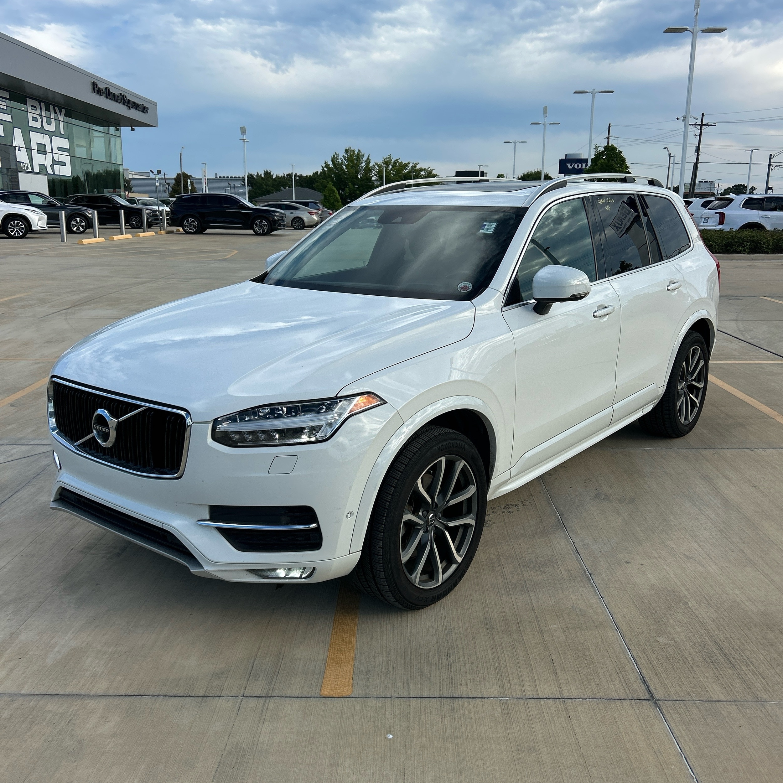 2019 Volvo XC90 Momentum