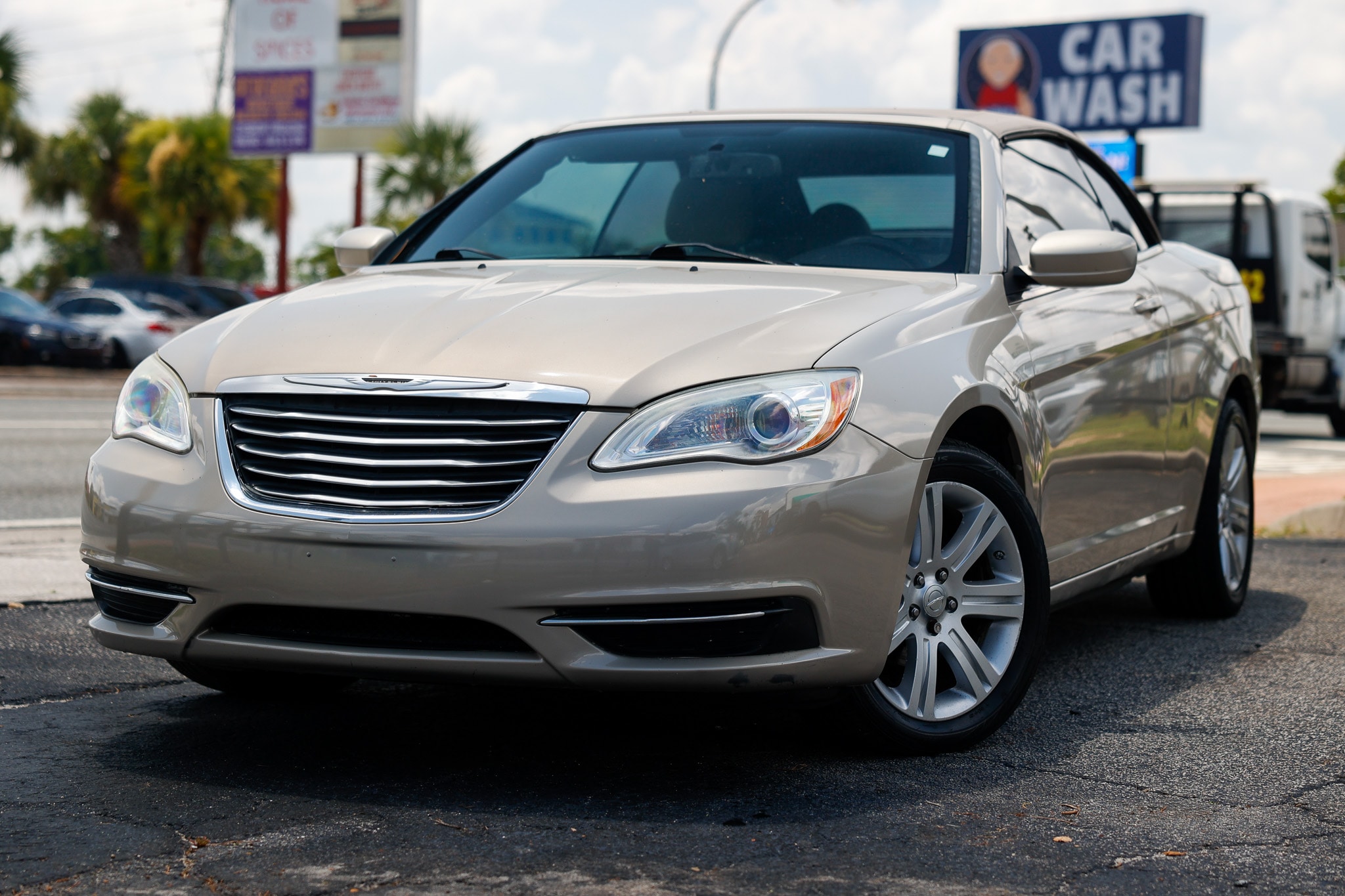 2013 Chrysler 200