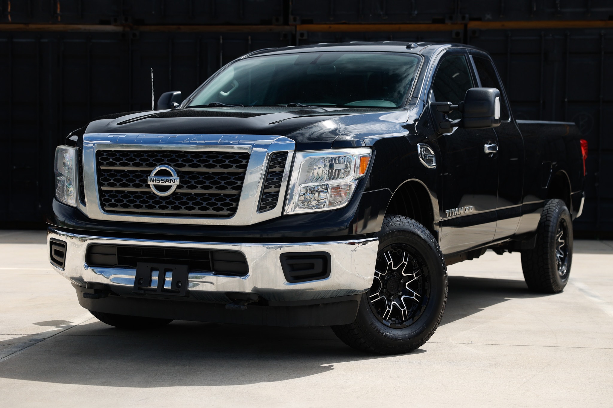 2017 Nissan Titan XD