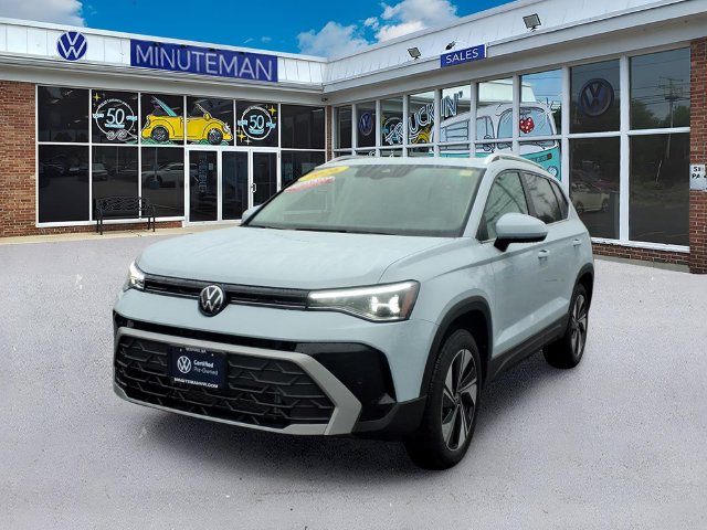 2026 Volkswagen Taos SE