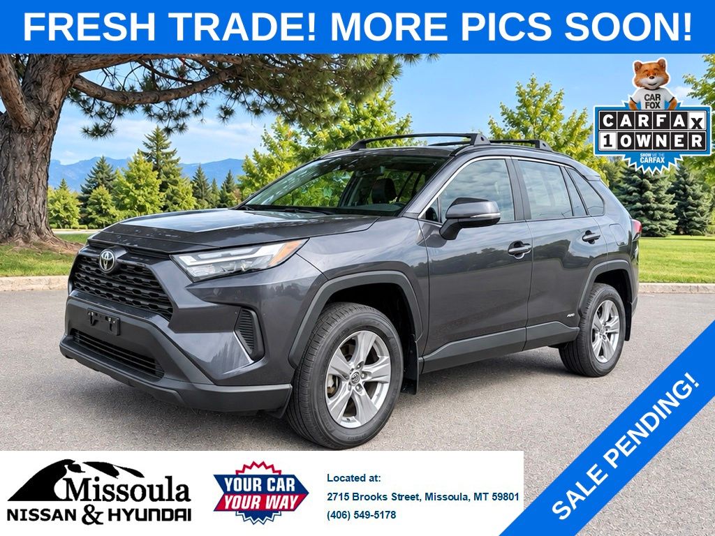 2025 Toyota RAV4 XLE
