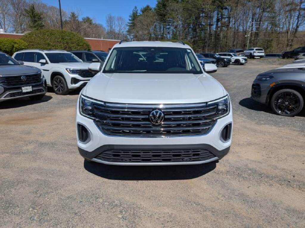 New 2026 Volkswagen Atlas SE w/Technology SUV