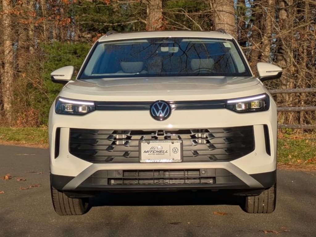 Certified 2026 Volkswagen Tiguan 2.0T SE SUV