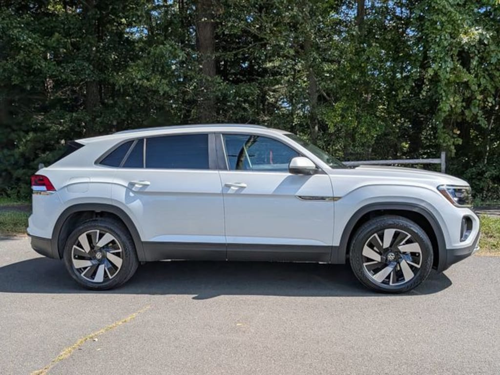 Certified 2026 Volkswagen Atlas Cross Sport SE w/Technology SUV