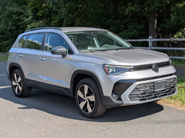 New 2025 Volkswagen Taos 1.5T S SUV