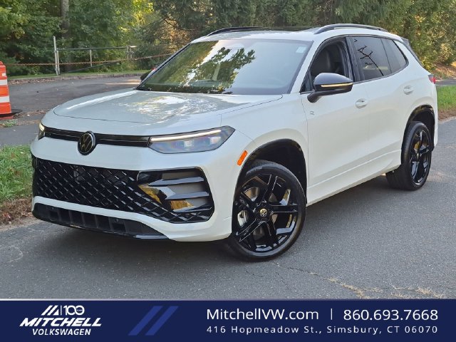 New 2026 Volkswagen Tiguan SE R-Line Black SUV