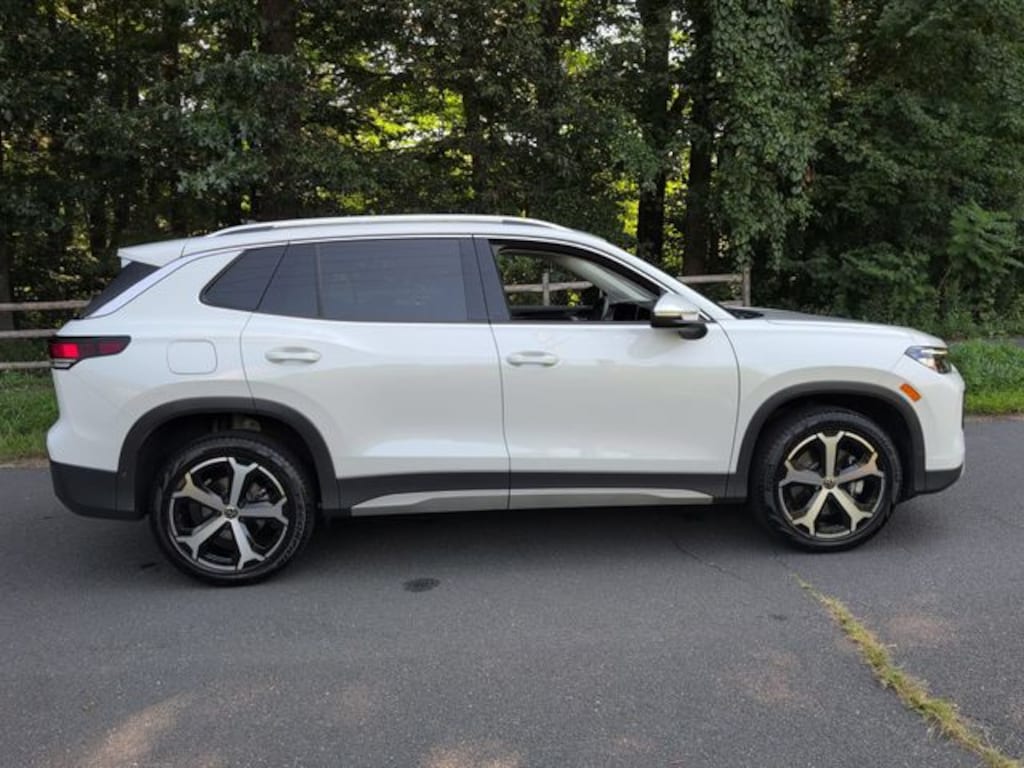 Certified 2026 Volkswagen Tiguan 2.0T SE SUV