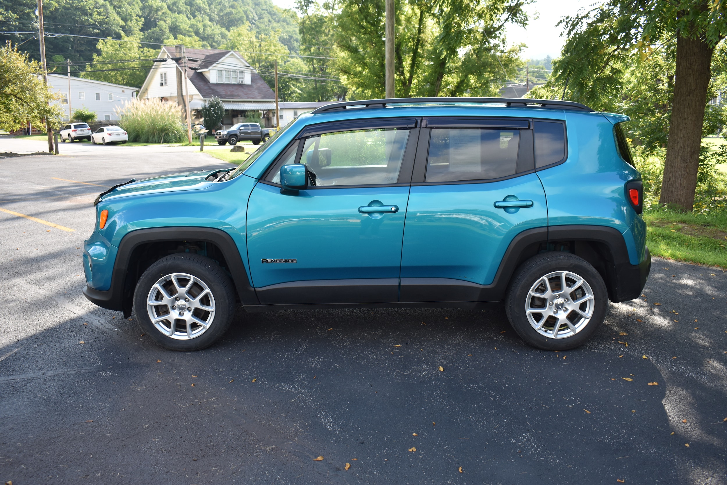 Used 2020 Jeep Renegade Latitude with VIN ZACNJBBB0LPL88467 for sale in Marlinton, WV