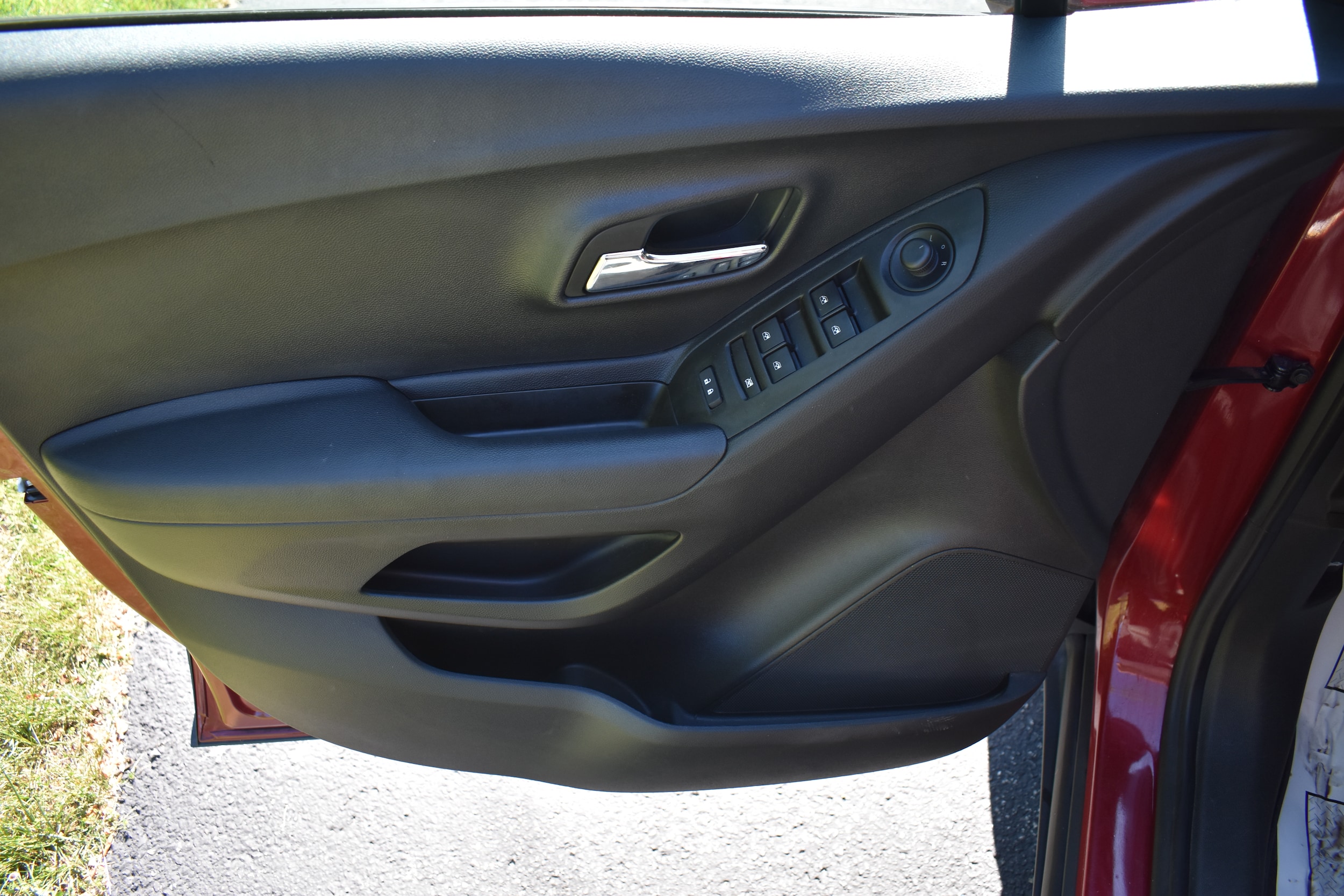2020 Chevrolet Trax LT - Photo 4
