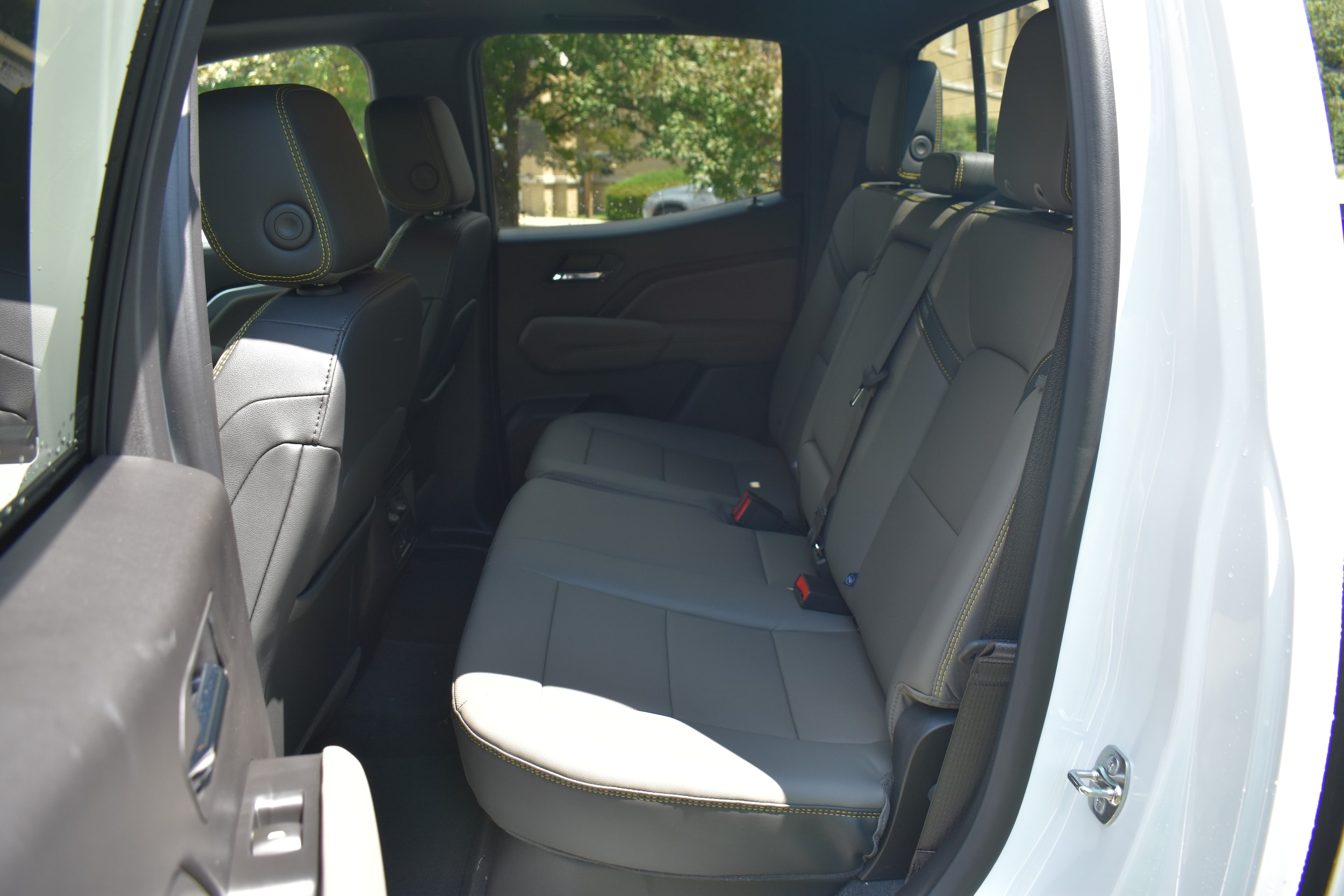 2026 Chevrolet Colorado ZR2 - Photo 13