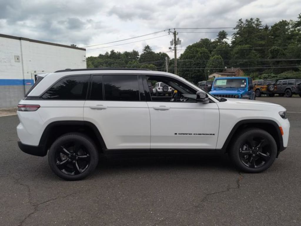 New 2026 Jeep Grand Cherokee Limited Sport Utility