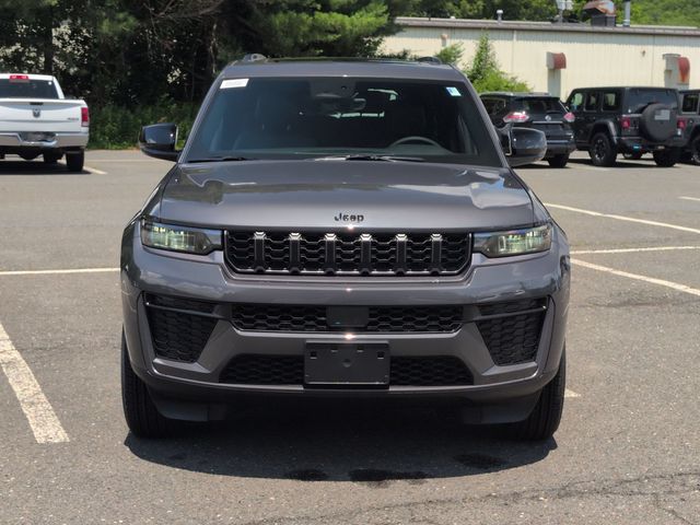 New 2026 Jeep Grand Cherokee L Altitude Sport Utility