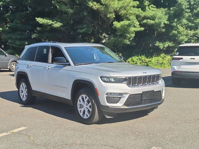 Used 2022 Jeep Grand Cherokee Limited SUV