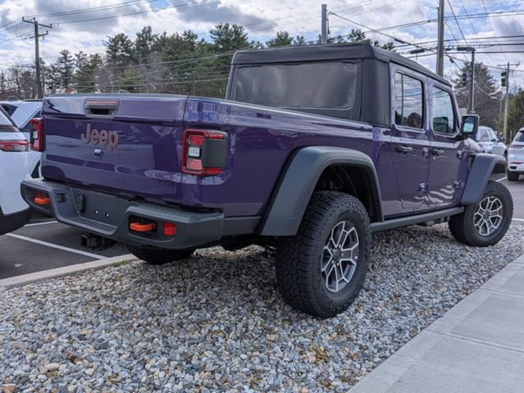 New 2026 Jeep Gladiator Mojave Pickup