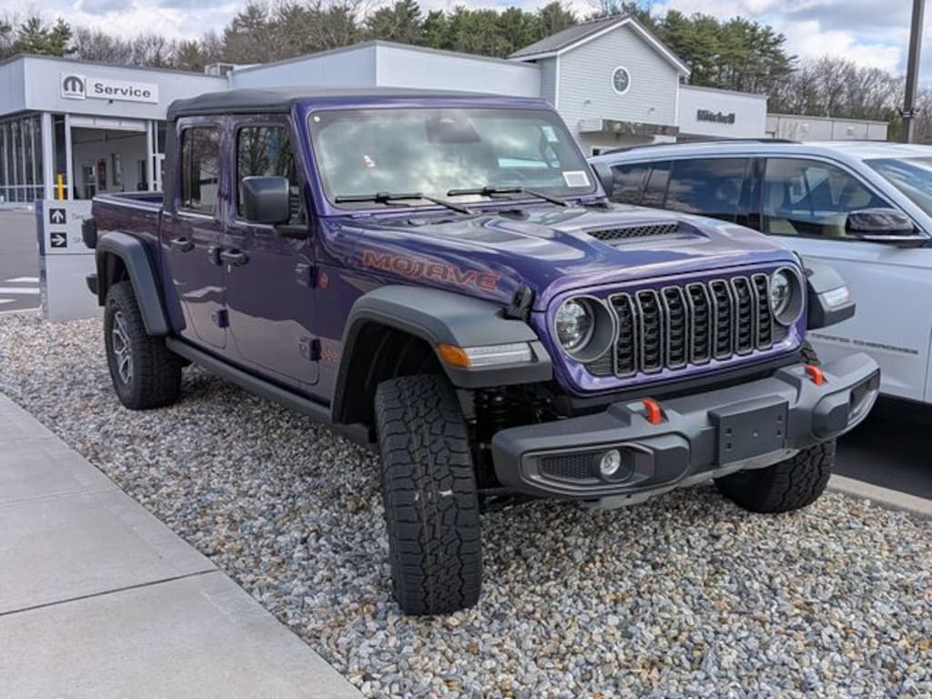 New 2026 Jeep Gladiator Mojave Pickup