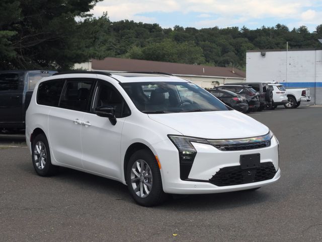 New 2027 Chrysler Pacifica Limited Passenger Van