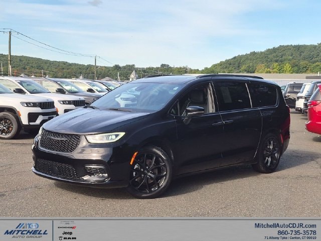 2025 Chrysler Pacifica
