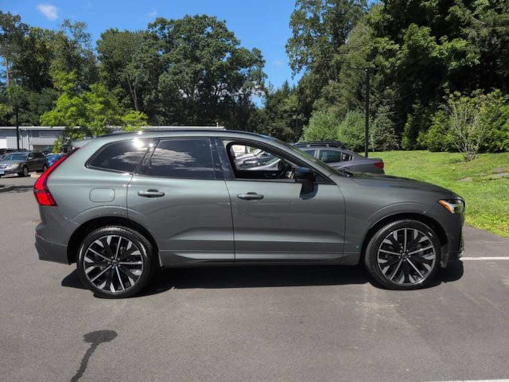 Used 2026 Volvo XC60 B5 Ultra SUV