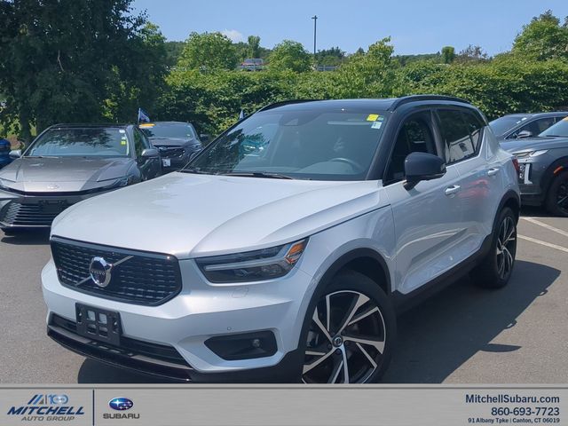 2021 Volvo XC40