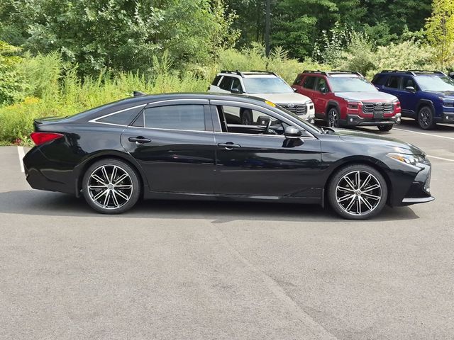 Used 2019 Toyota Avalon XSE Sedan