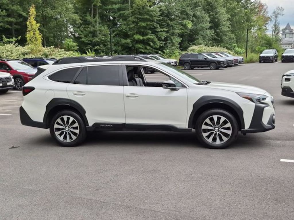 Used 2024 Subaru Outback Limited SUV