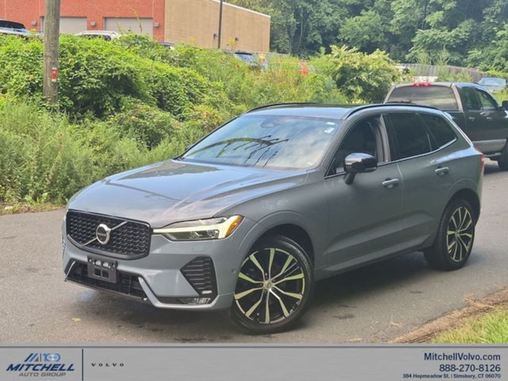 Used 2023 Volvo XC60 B5 AWD Plus Dark SUV
