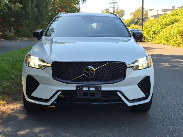 New 2027 Volvo XC60 plug-in hybrid T8 Ultra SUV