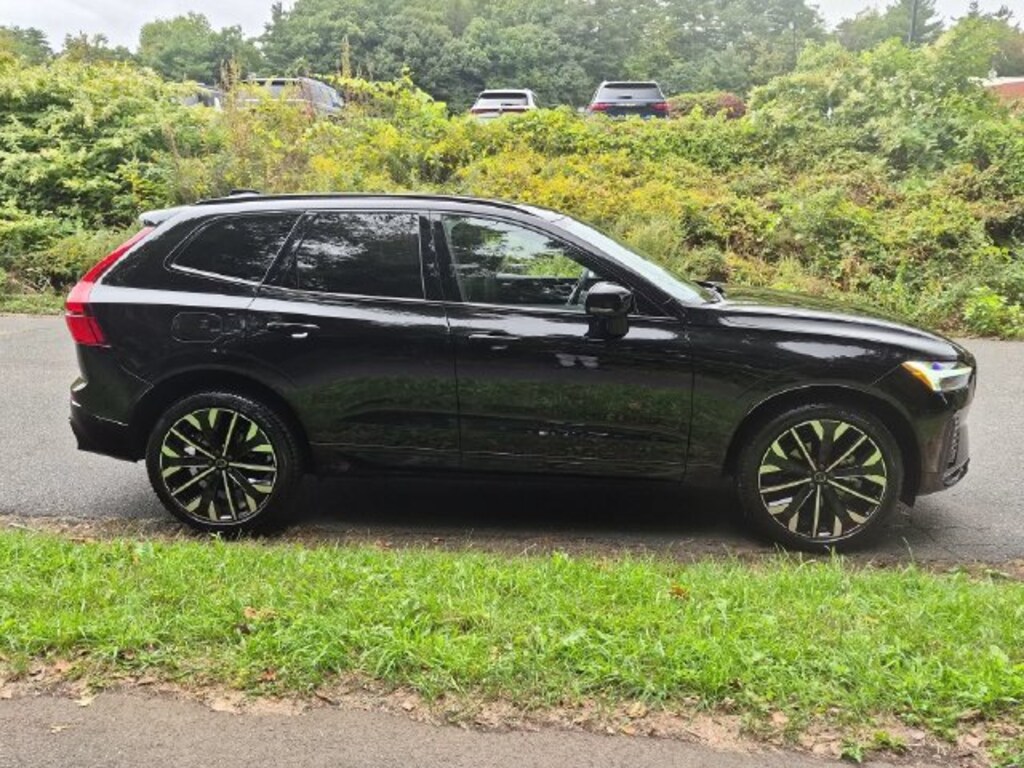 New 2026 Volvo XC60 B5 Ultra SUV