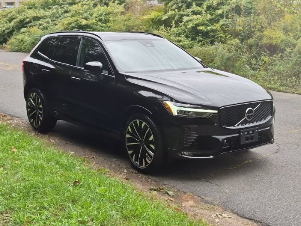 New 2026 Volvo XC60 B5 Ultra SUV