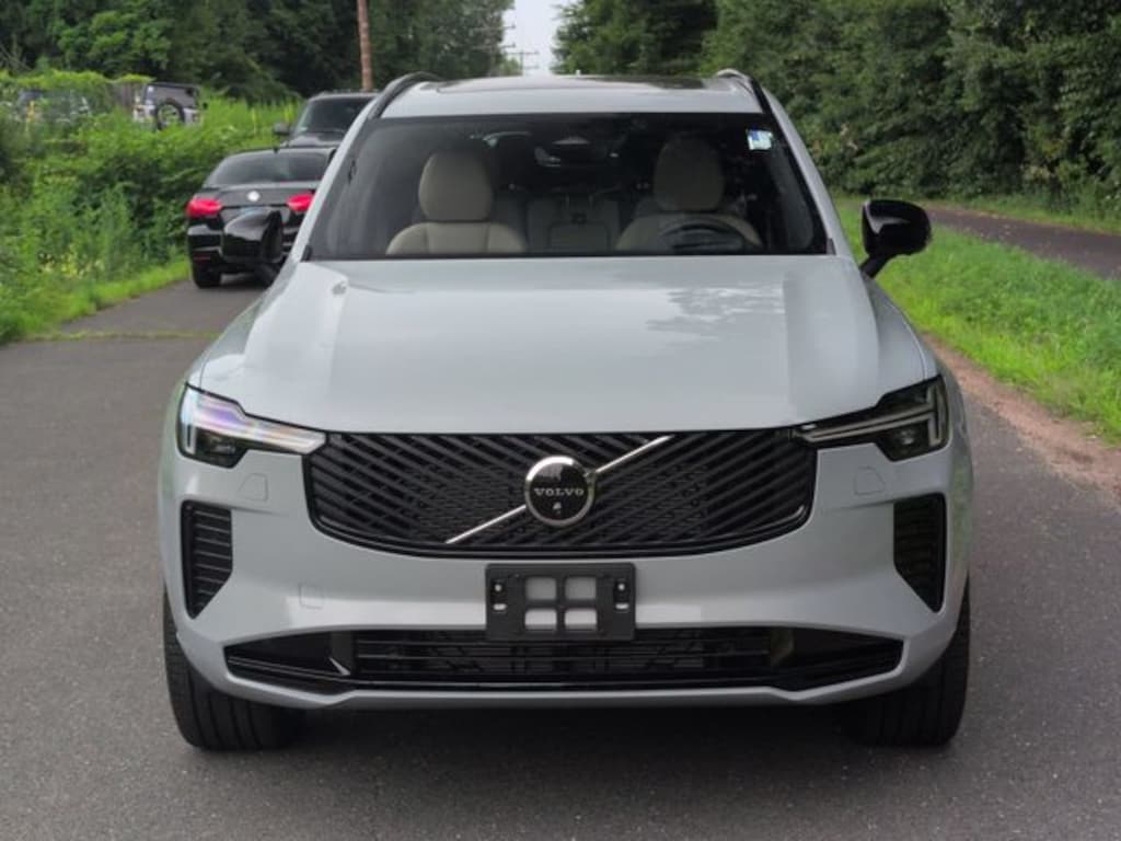 New 2026 Volvo XC90 B6 Ultra Dark Theme 7-Seater SUV