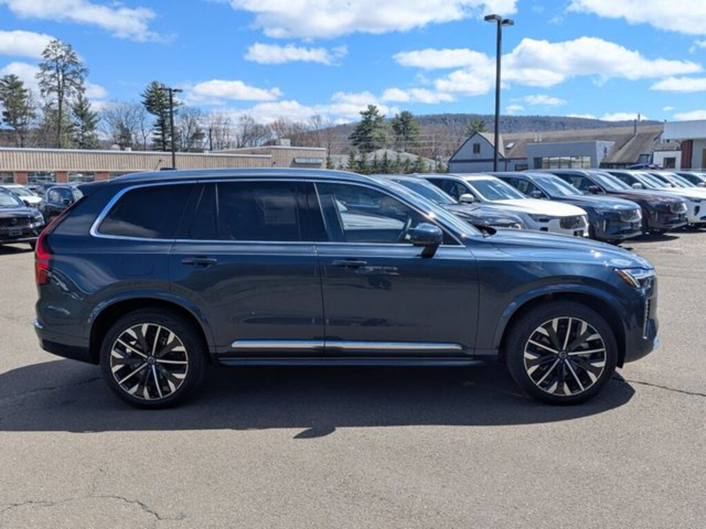 New 2026 Volvo XC90 B6 Plus 7-Seater SUV
