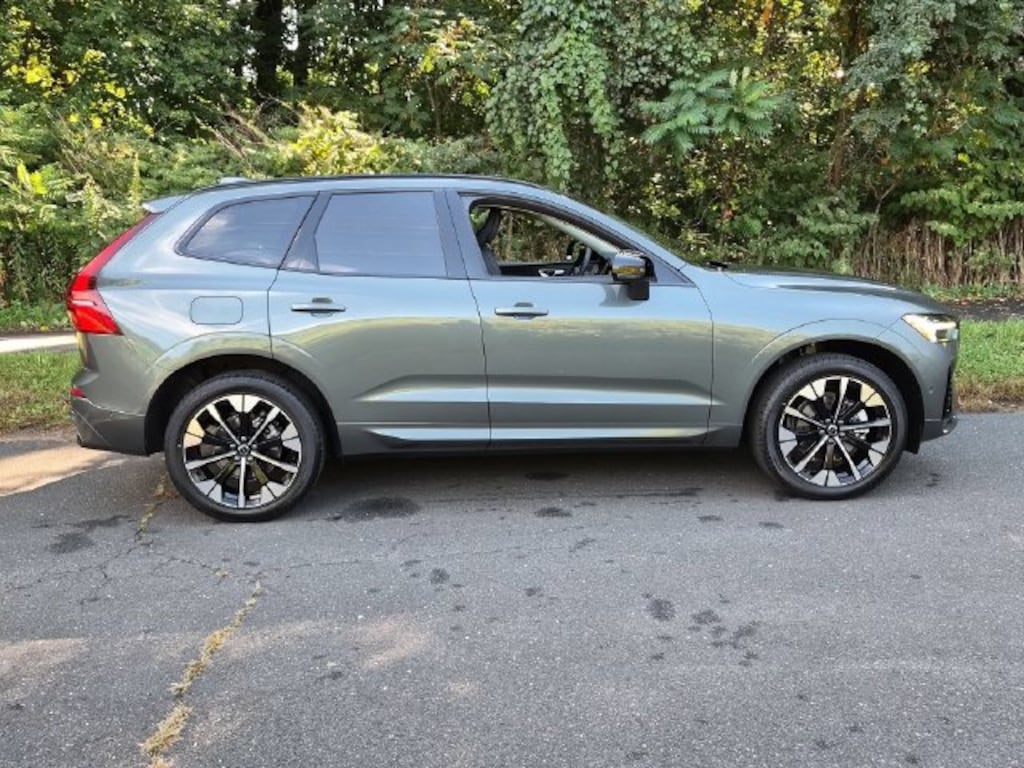 New 2027 Volvo XC60 Plus SUV