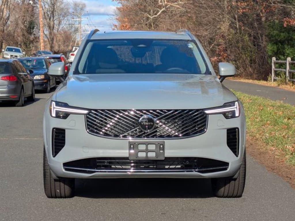 New 2026 Volvo XC90 B6 Plus 7-Seater SUV