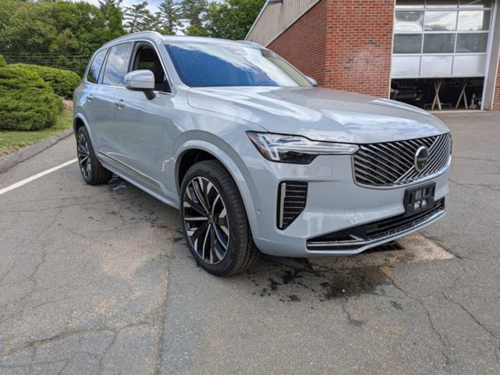 New 2026 Volvo XC90 B6 Plus 7-Seater SUV