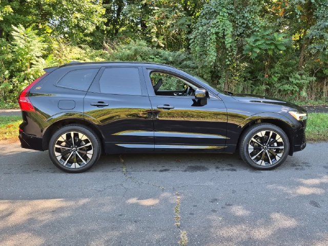 New 2026 Volvo XC60 B5 Plus SUV