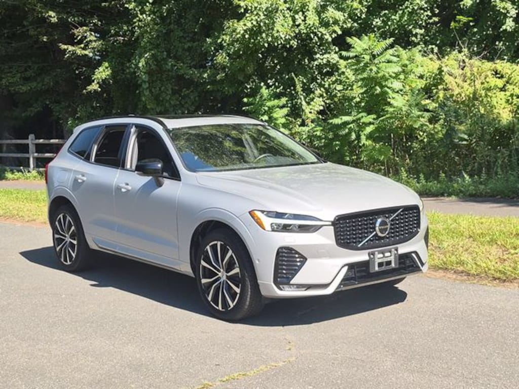 Certified 2023 Volvo XC60 B5 AWD Plus Dark SUV