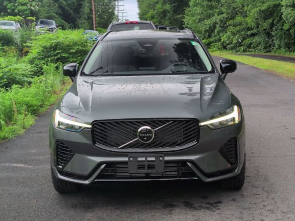 New 2026 Volvo XC60 plug-in hybrid T8 Ultra SUV