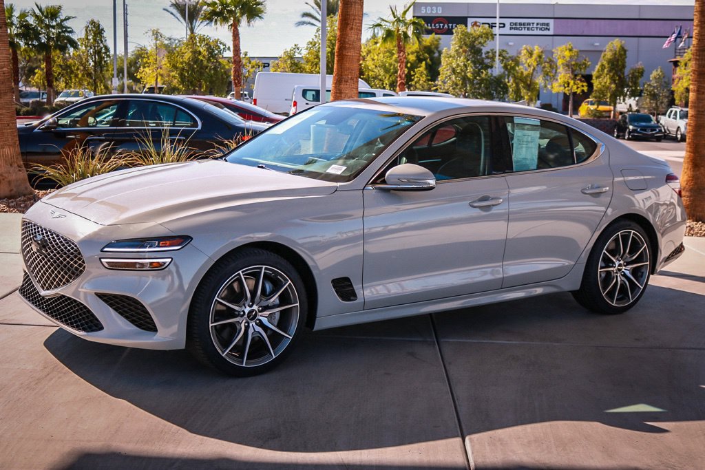 2025 GENESIS G70 Standard