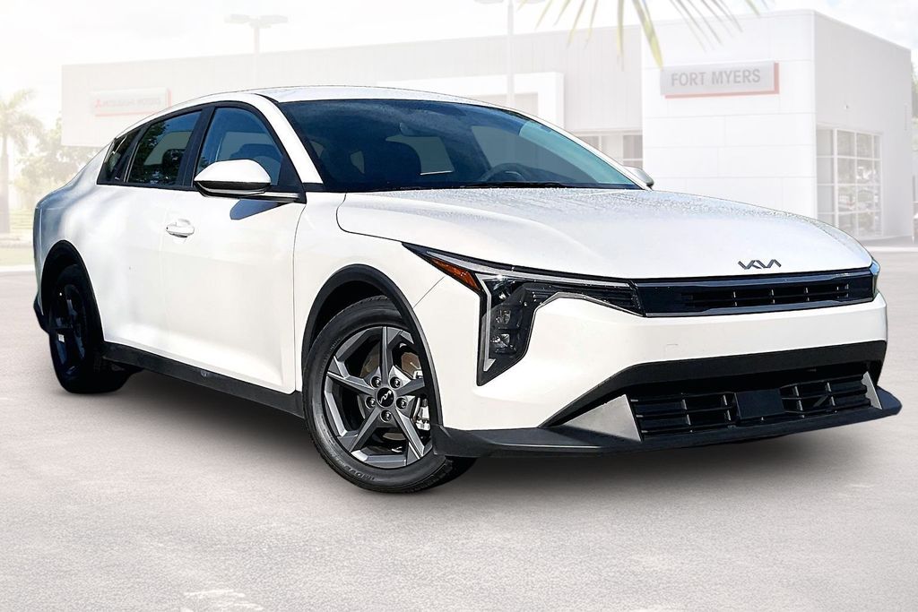 2025 Kia K4