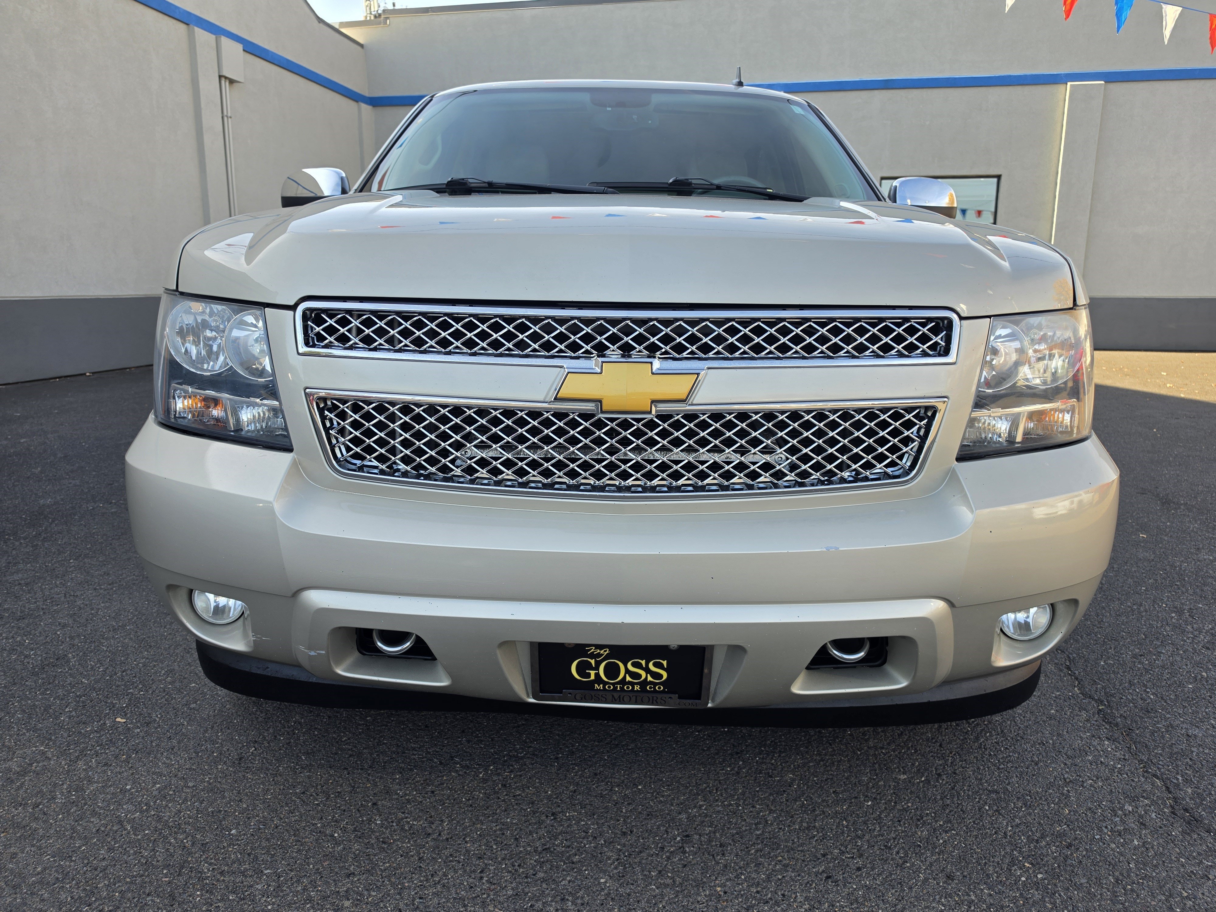 Used 2014 Chevrolet Tahoe LTZ with VIN 1GNSKCE01ER112846 for sale in La Grande, OR