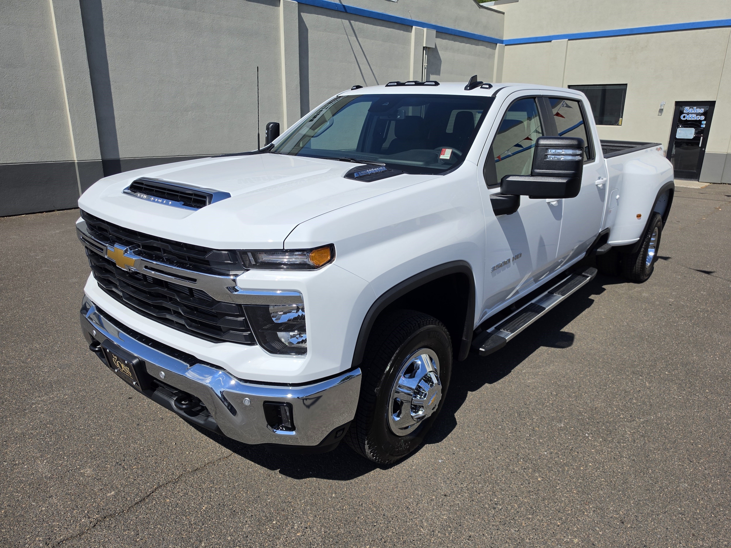 2026 Chevrolet Silverado 3500 HD LT - Photo 29