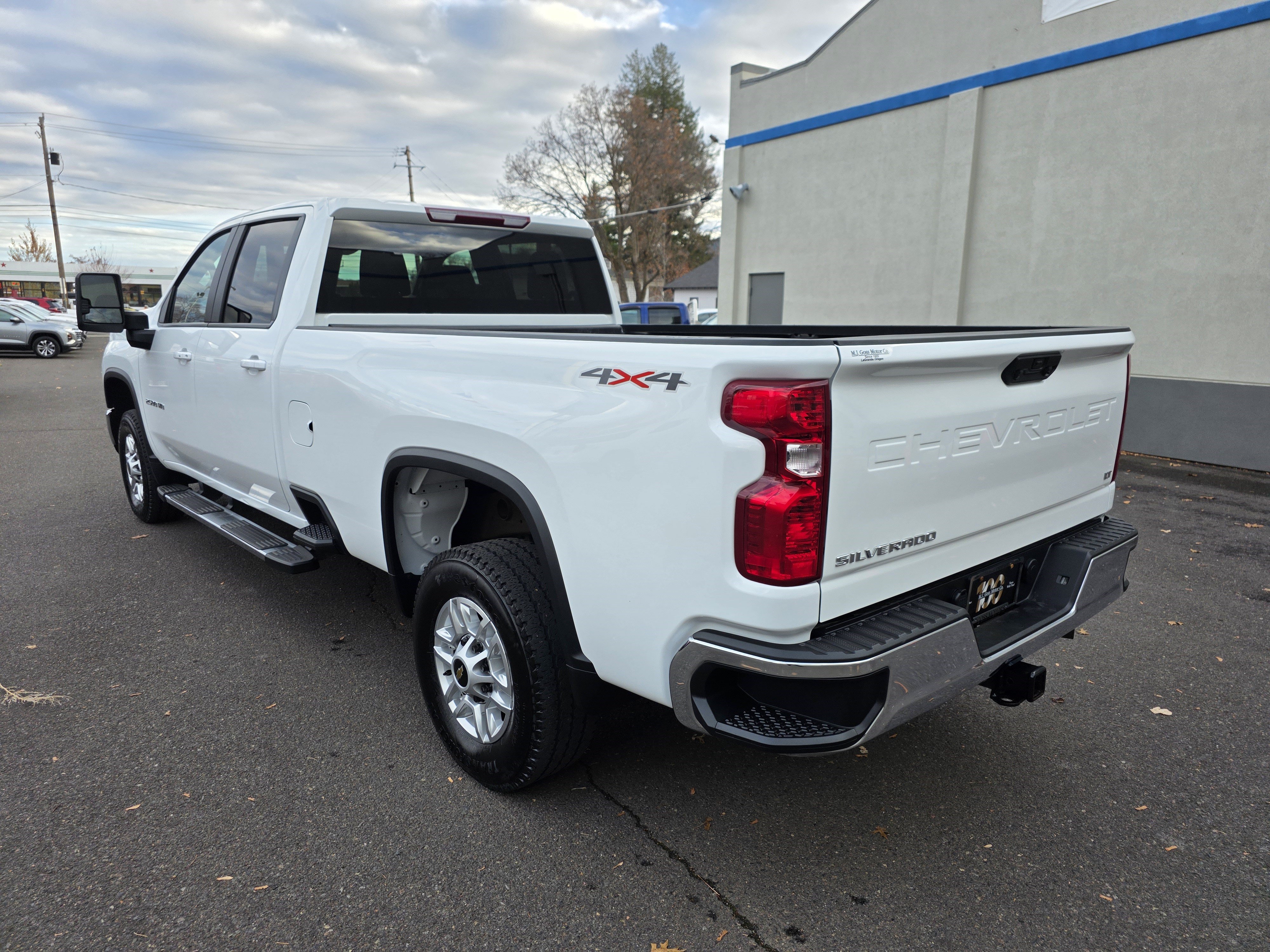 2025 Chevrolet Silverado 2500HD LT - Photo 6