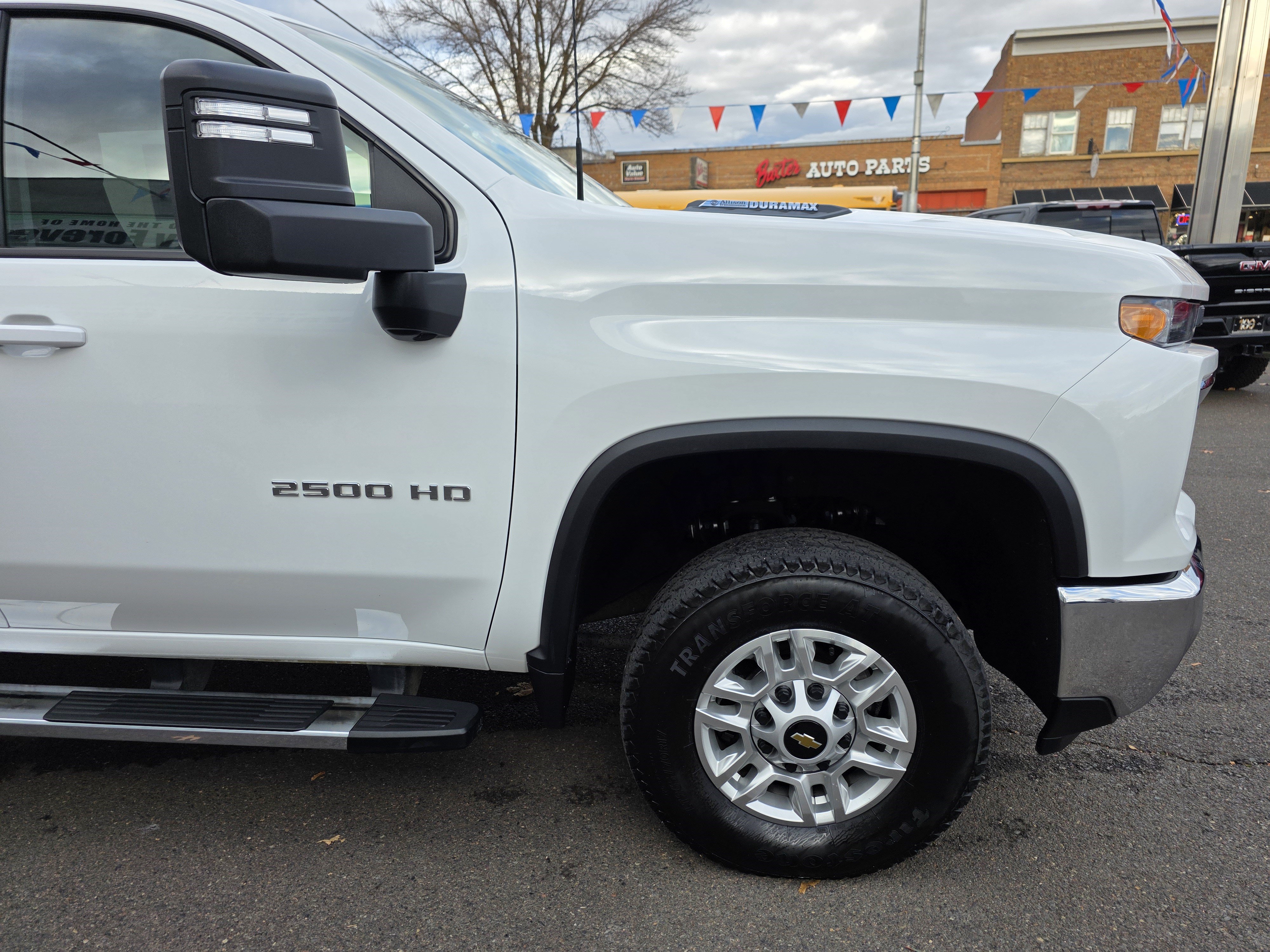 2025 Chevrolet Silverado 2500HD LT - Photo 11