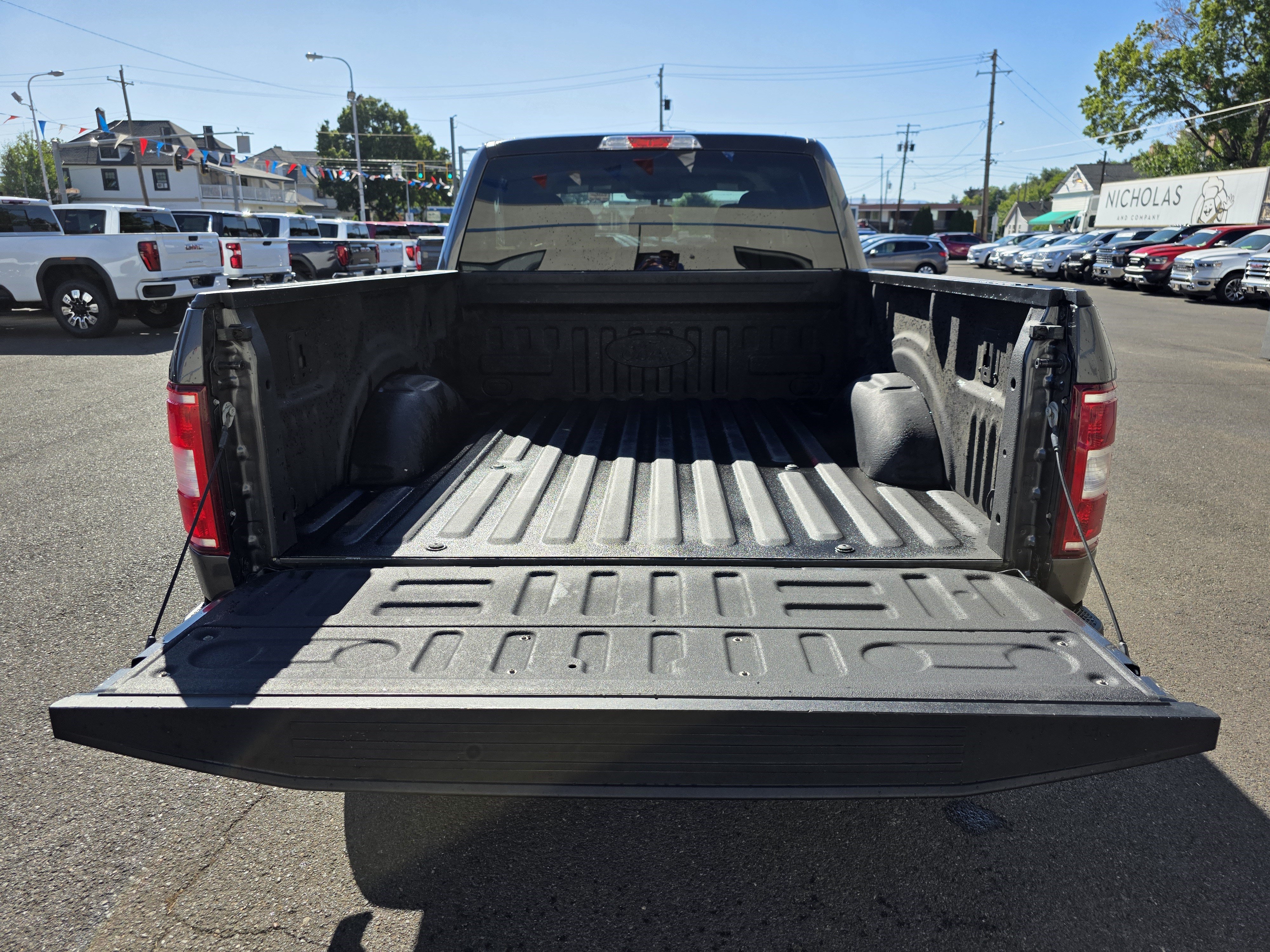 2020 Ford F-150 XLT - Photo 8