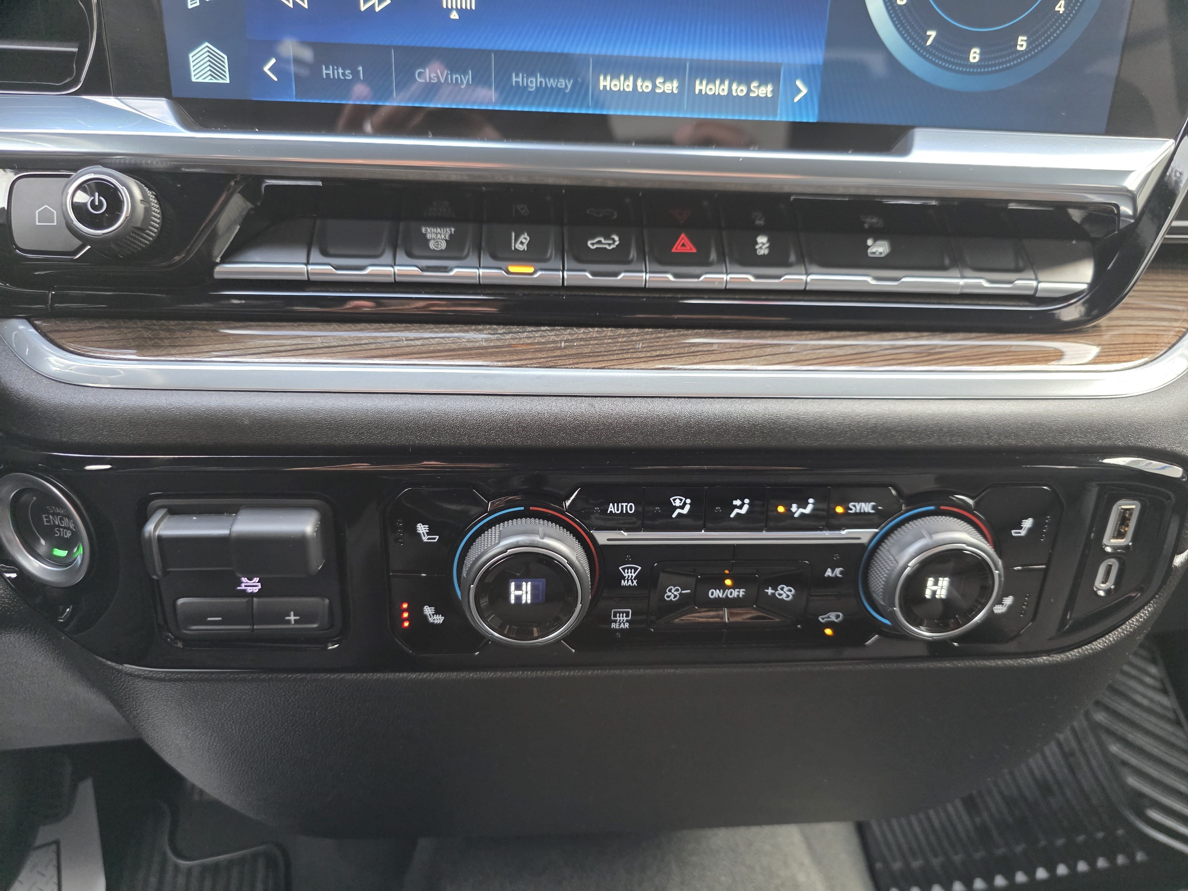 2025 Chevrolet Silverado 2500HD LT - Photo 20