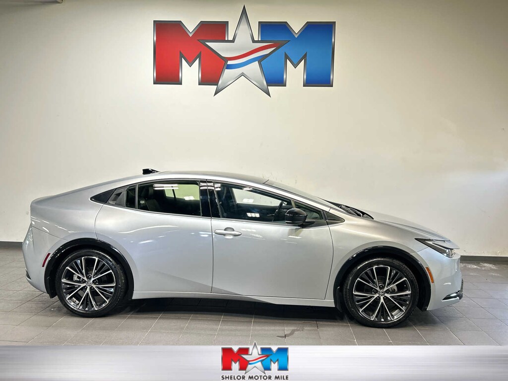 Used 2024 Toyota Prius Limited (Natl)