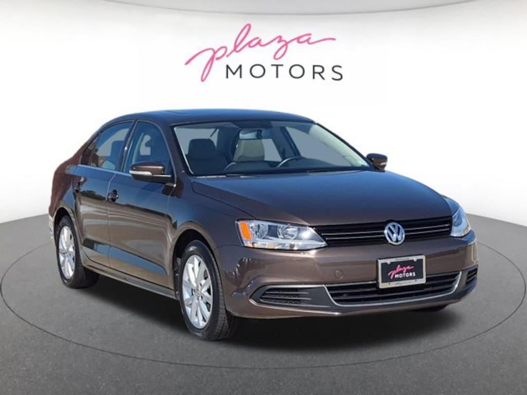 Used 2014 Volkswagen Jetta 1.8T SE Sedan